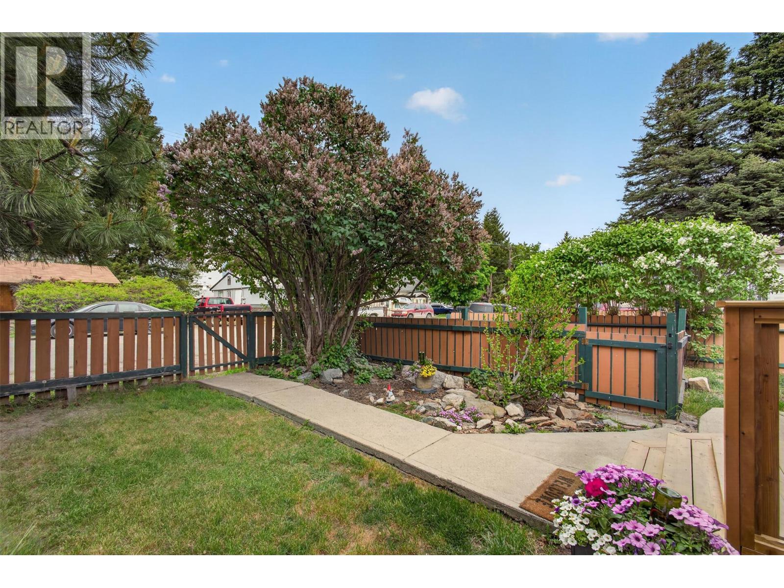 974 Creston Avenue - 18
