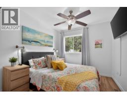 974 Creston Avenue, Penticton, BC V2A1P9 Photo 11