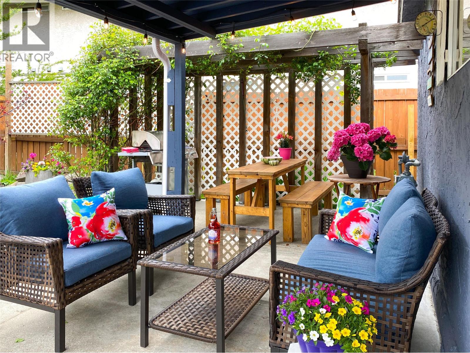 974 Creston Avenue - 19
