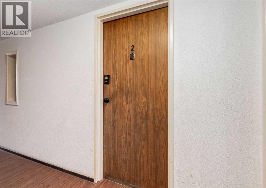 120 29 Avenue NW - 13