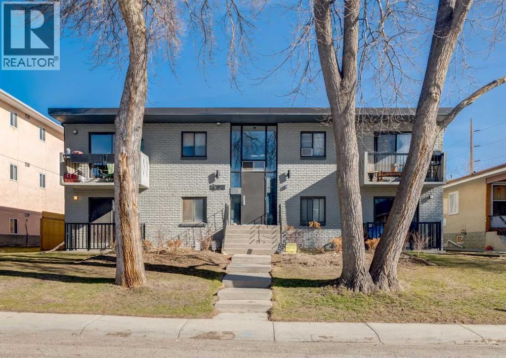 120 29 Avenue NW - 2