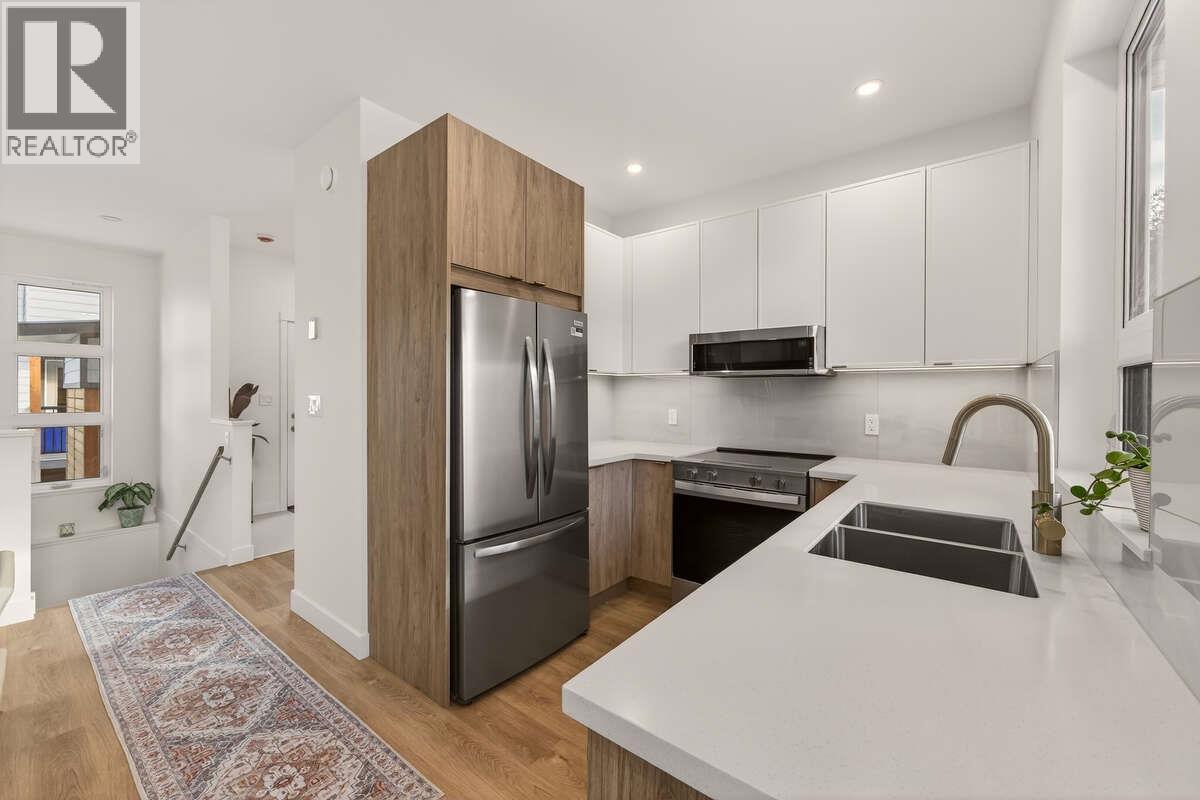 #B 2224 Falls Street - 21