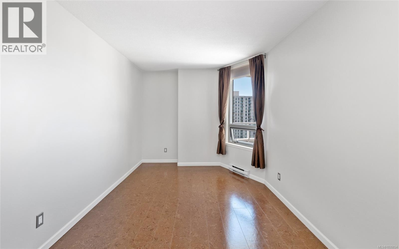1405 930 Yates Street, Victoria