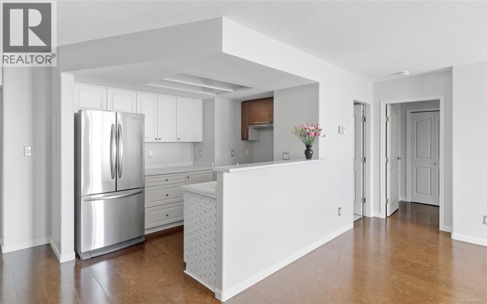 1405 930 Yates Street, Victoria