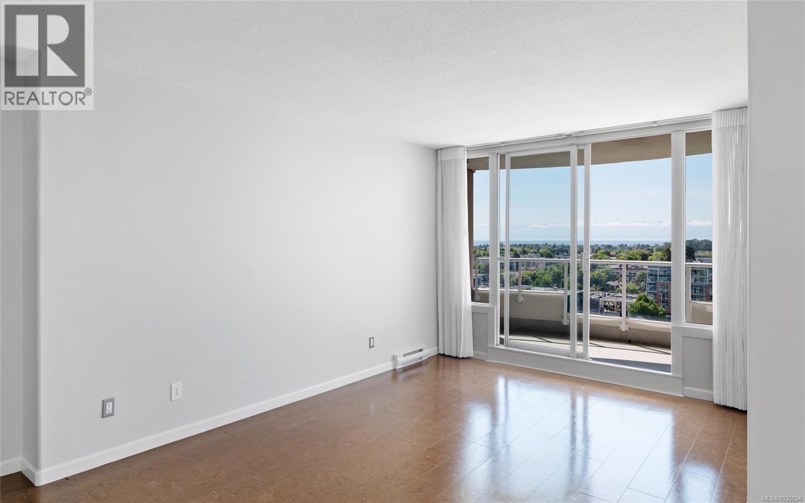 1405 930 Yates Street, Victoria