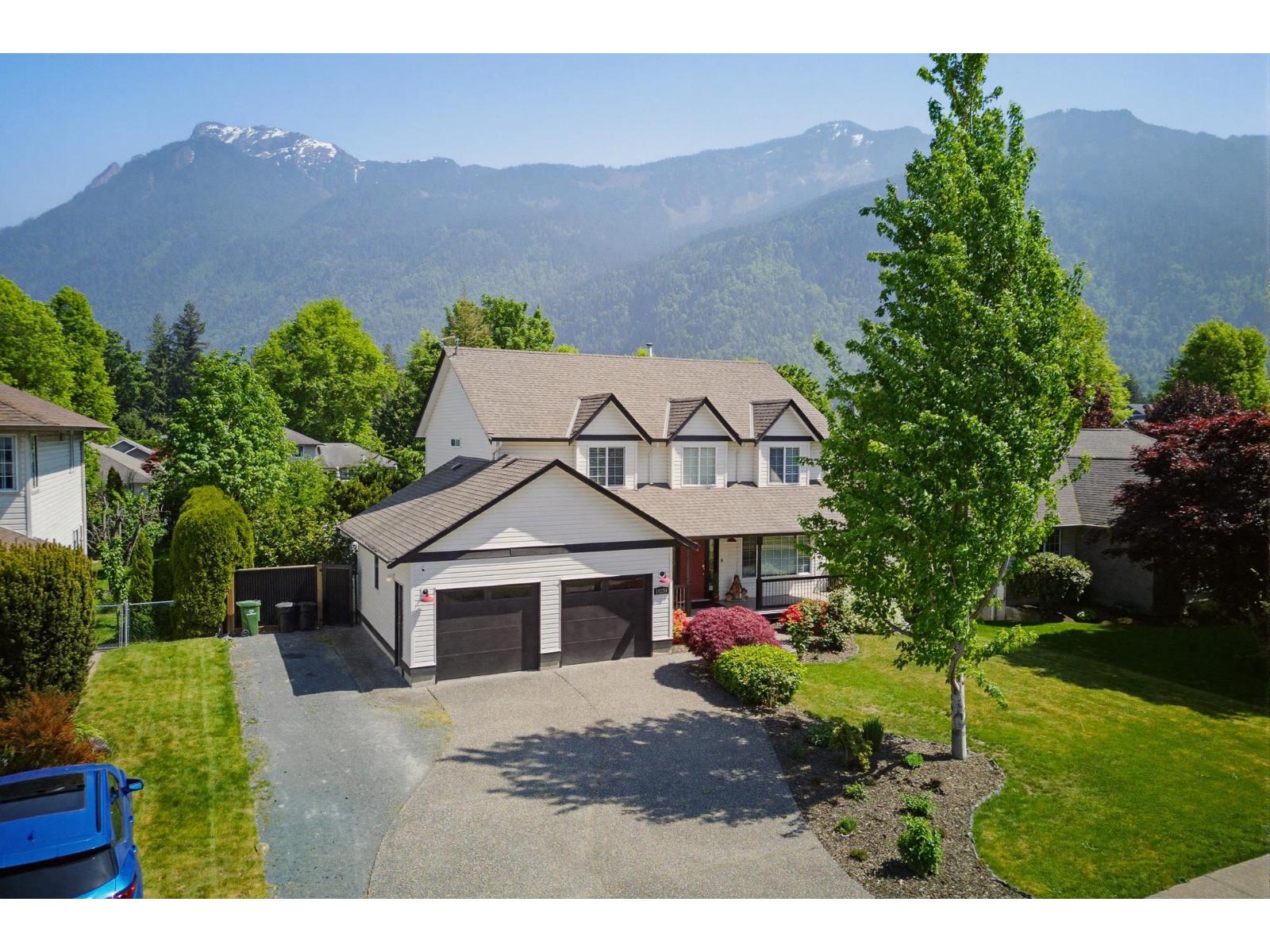 10254 PARKWOOD Drive - main photo