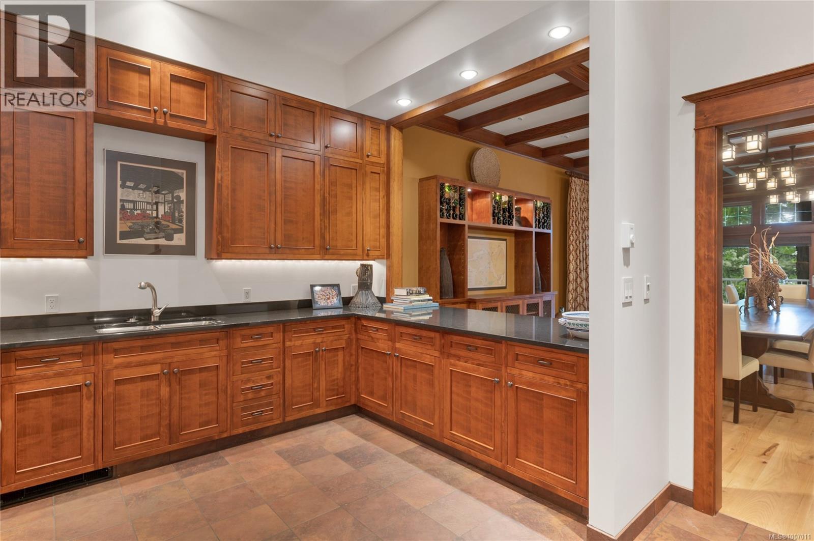 1790 Hyacinthe Bay Rd - 48