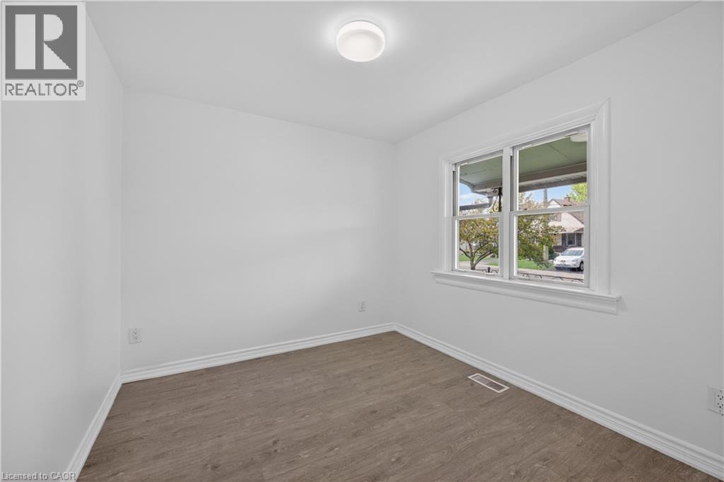584 WATERLOO Street - 11