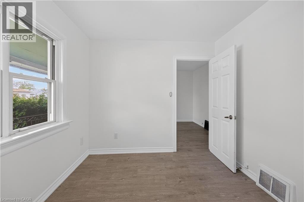 584 WATERLOO Street - 13