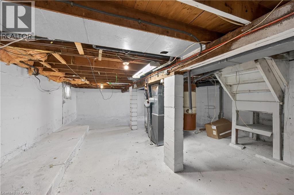 584 WATERLOO Street - 43