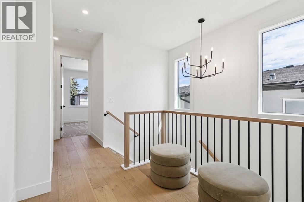530 51 Avenue SW - 18