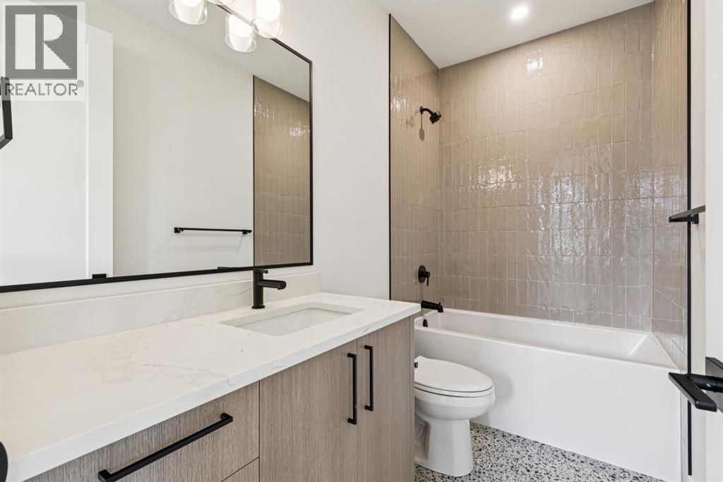 530 51 Avenue SW - 29