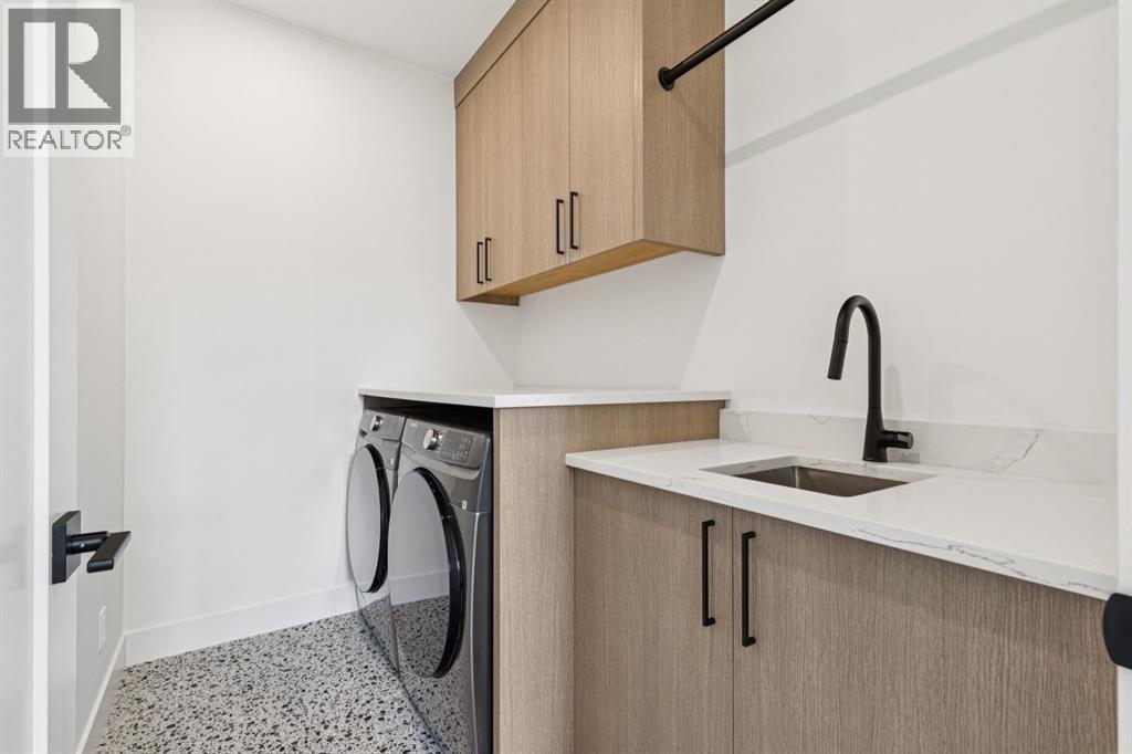530 51 Avenue SW - 31