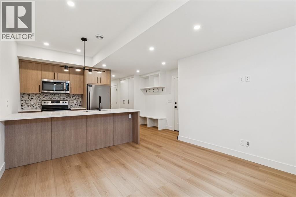 530 51 Avenue SW - 35