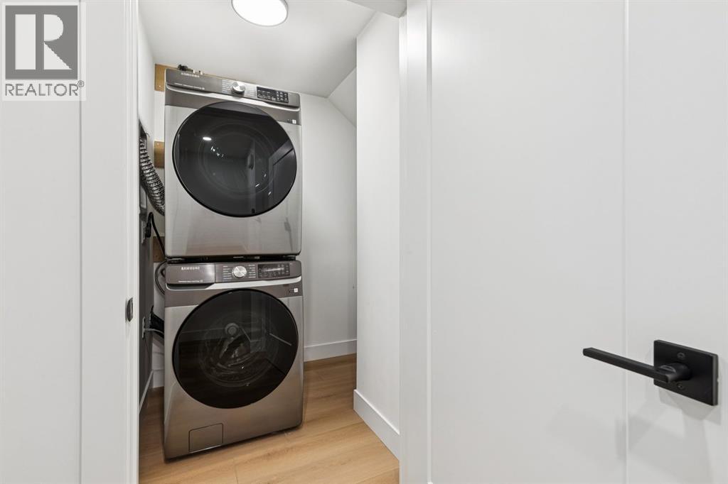 530 51 Avenue SW - 40