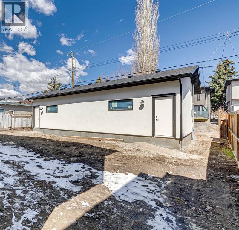 530 51 Avenue SW - 41