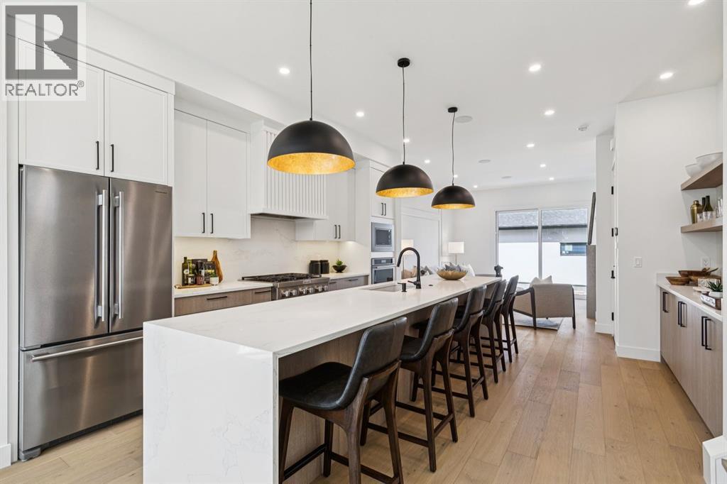 530 51 Avenue SW - 6