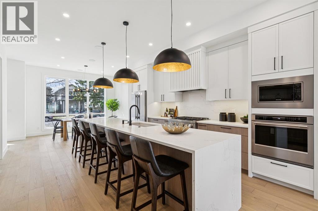 530 51 Avenue SW - 8