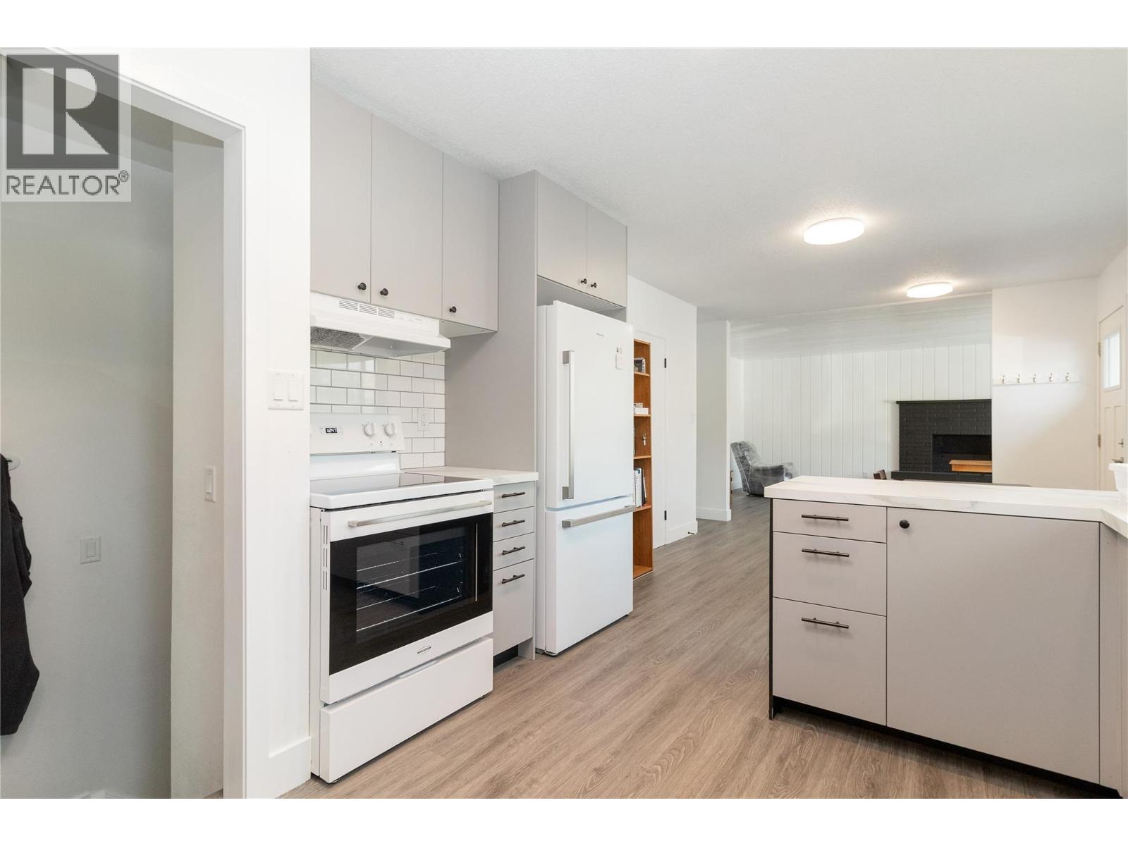  1352 Alder Court, Kelowna