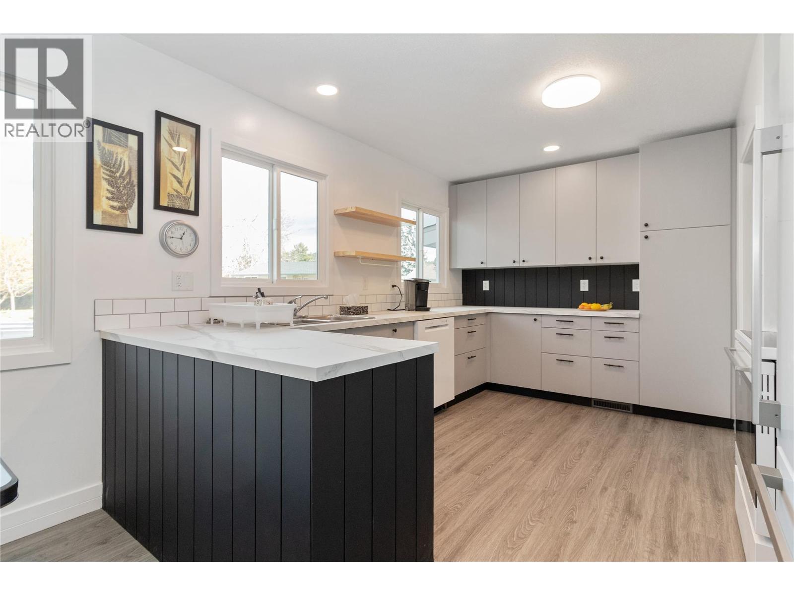  1352 Alder Court, Kelowna