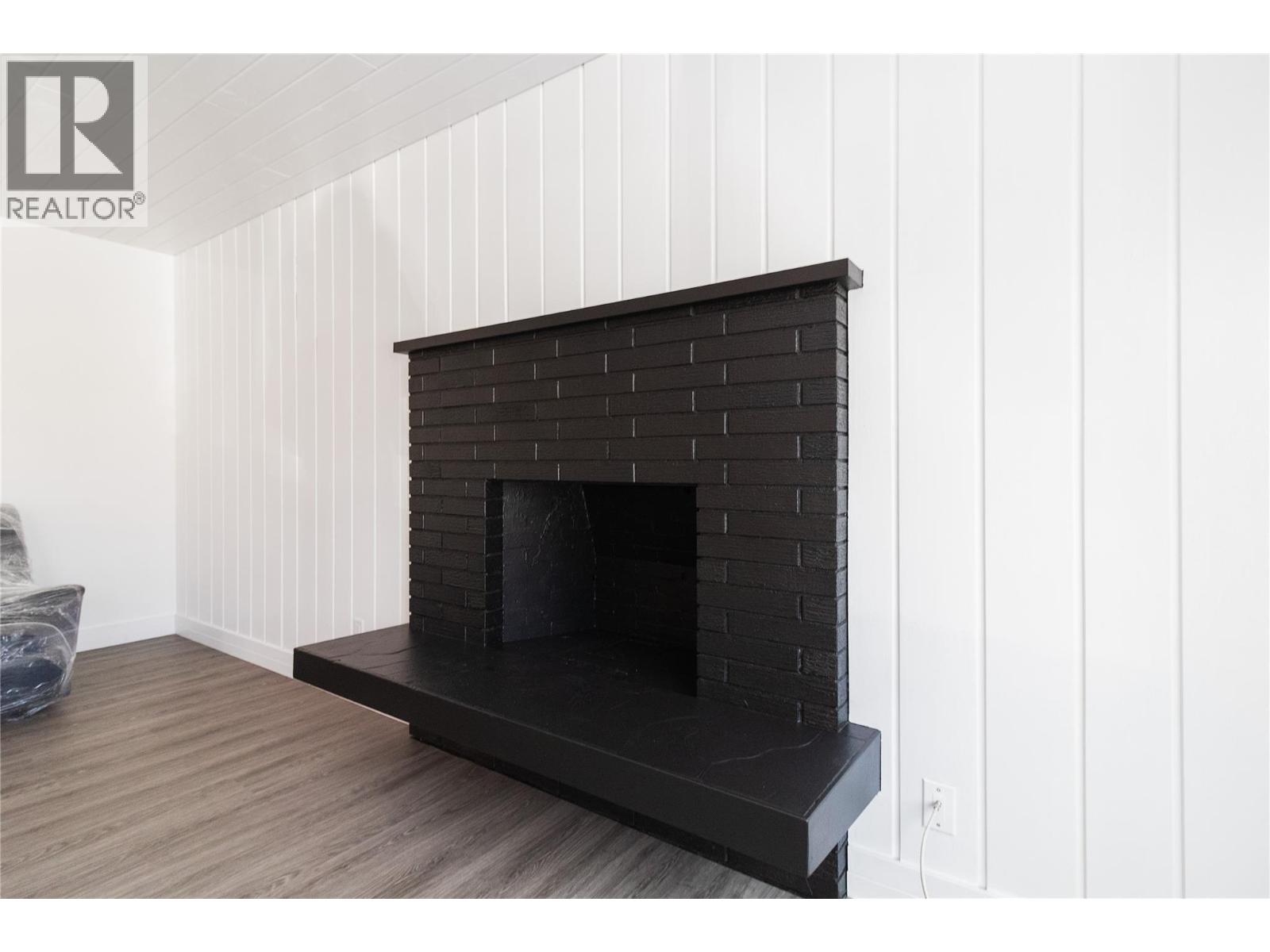  1352 Alder Court, Kelowna