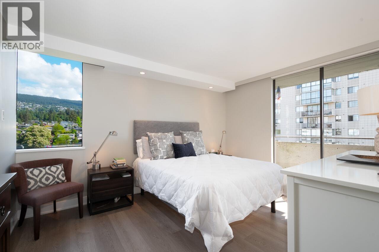 701 1341 CLYDE AVENUE, West Vancouver