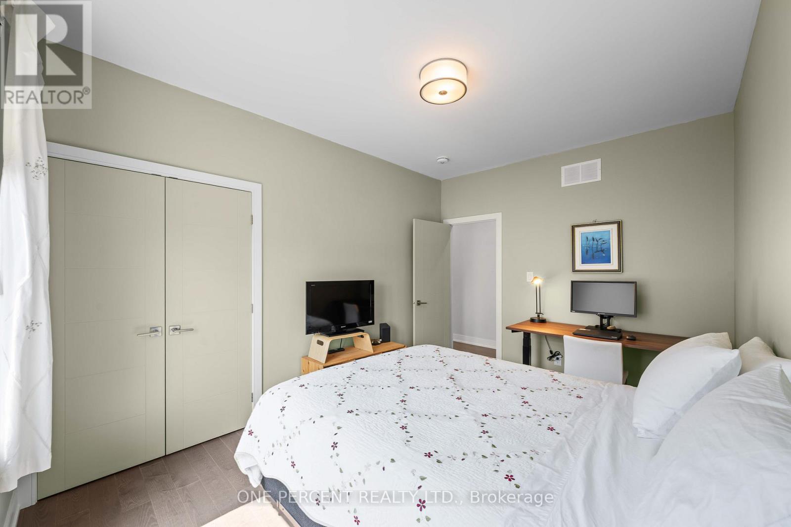 2 Bed, 4 Bath House for Sale in Ottawa – 91 HAMILTON AVENUE N, Ottawa – MLS# X13124806 - Image 26