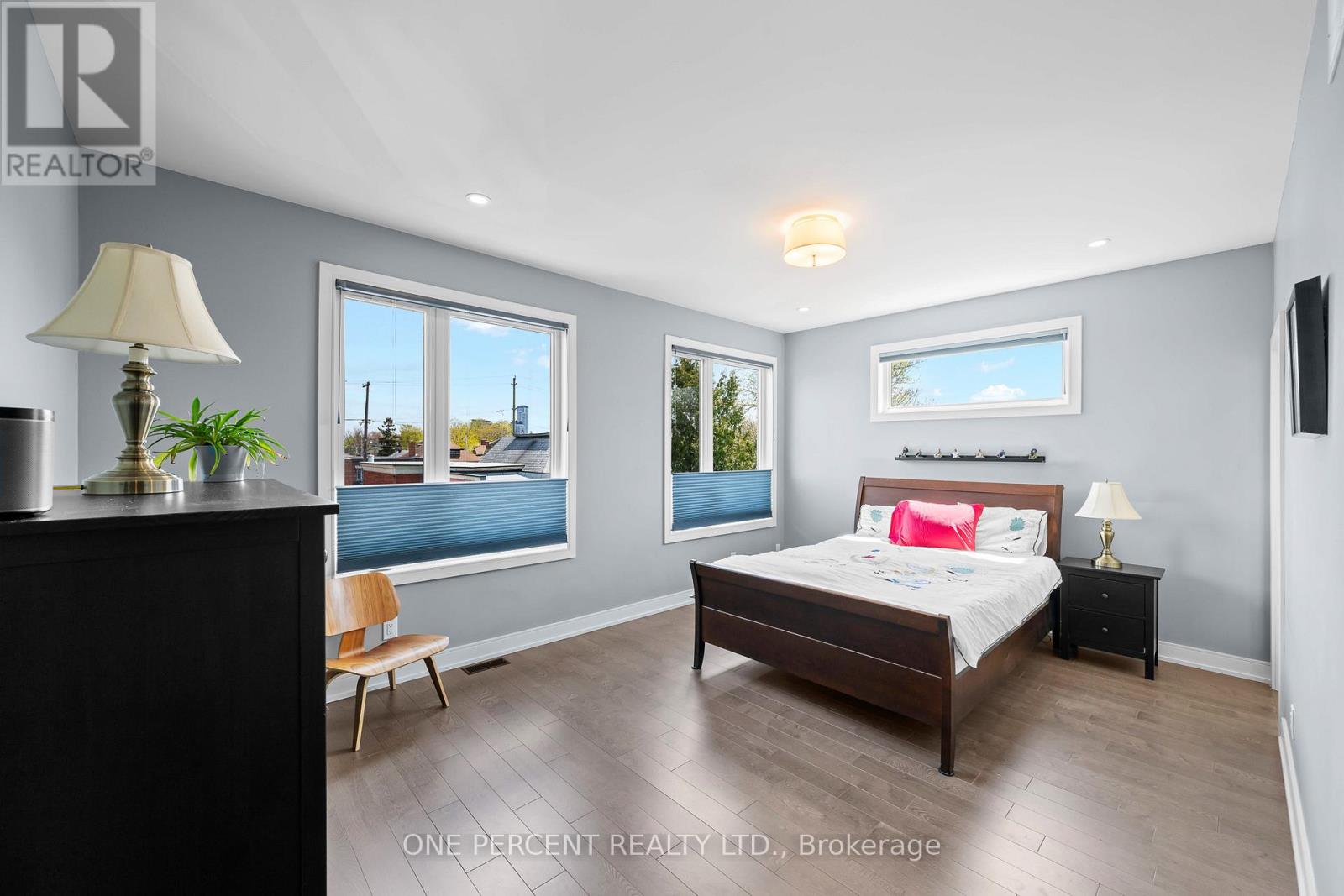 2 Bed, 4 Bath House for Sale in Ottawa – 91 HAMILTON AVENUE N, Ottawa – MLS# X13124806 - Image 27