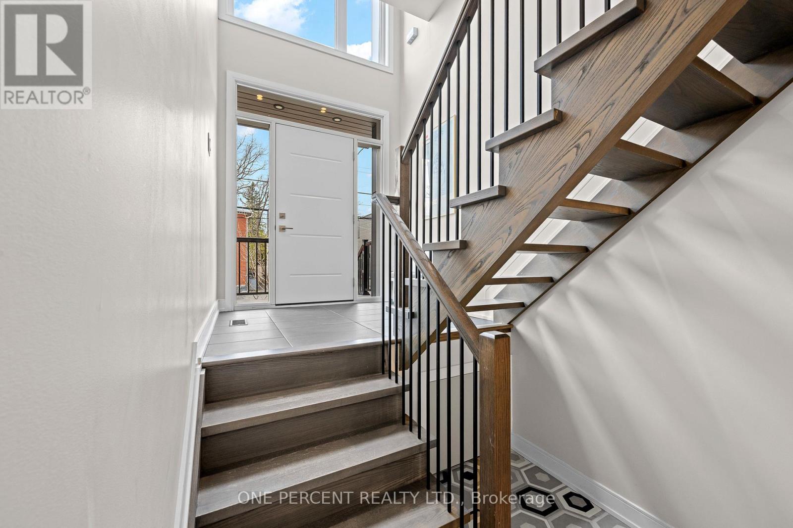 2 Bed, 4 Bath House for Sale in Ottawa – 91 HAMILTON AVENUE N, Ottawa – MLS# X13124806 - Image 33
