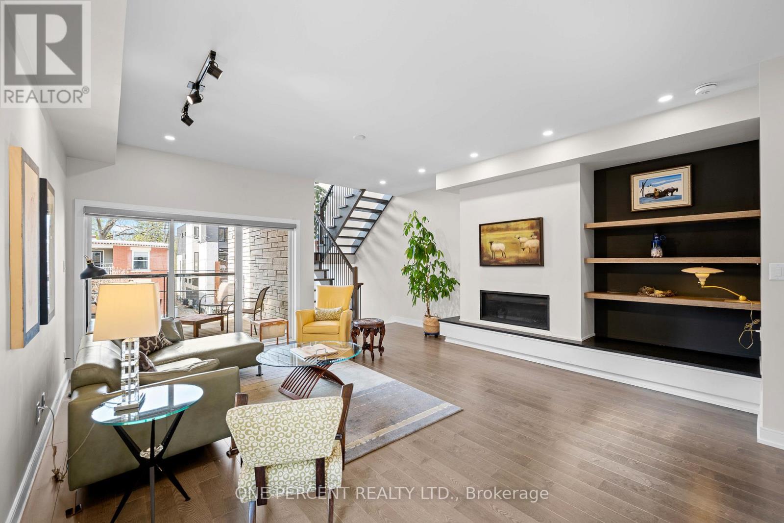 2 Bed, 4 Bath House for Sale in Ottawa – 91 HAMILTON AVENUE N, Ottawa – MLS# X13124806 - Image 8
