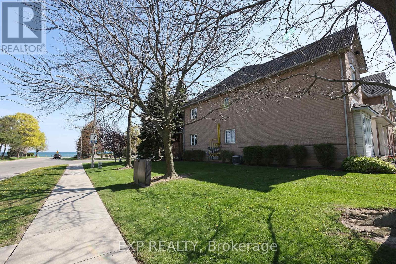 #9 2 HARBOUR DRIVE - 31