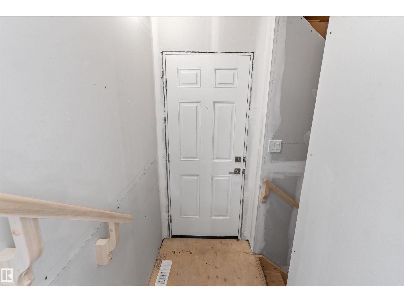 20635 43 AV NW - 36
