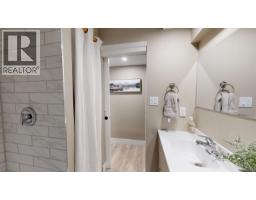 4737 Sussnee Road, 100 Mile House, BC V0K2Z0 Photo 32