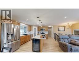 4737 Sussnee Road, 100 Mile House, BC V0K2Z0 Photo 17