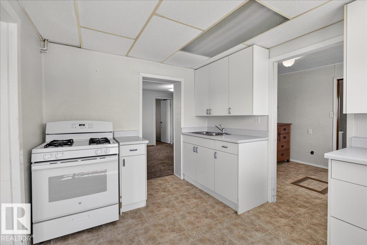 4803 51 ST — photo 7