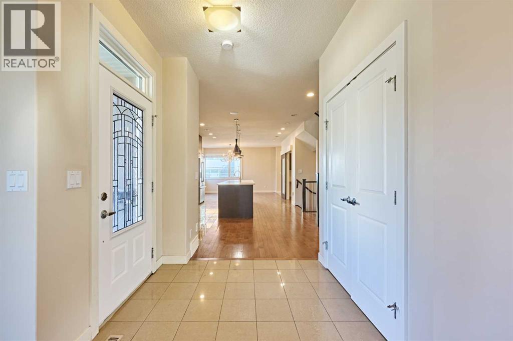 1840 Westmount Road NW - 11