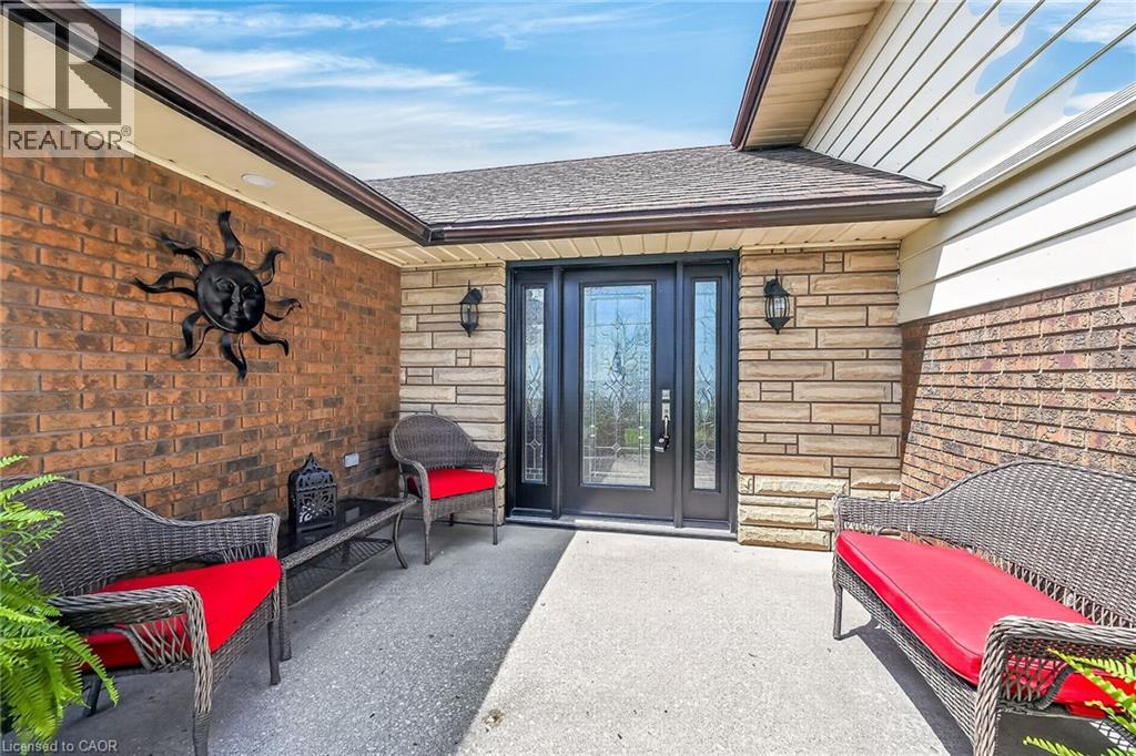 2785 LAKESHORE Road - 8