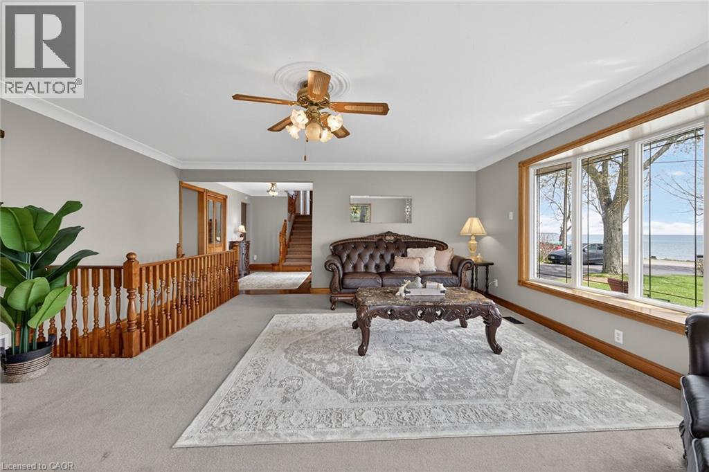 2785 LAKESHORE Road - 11