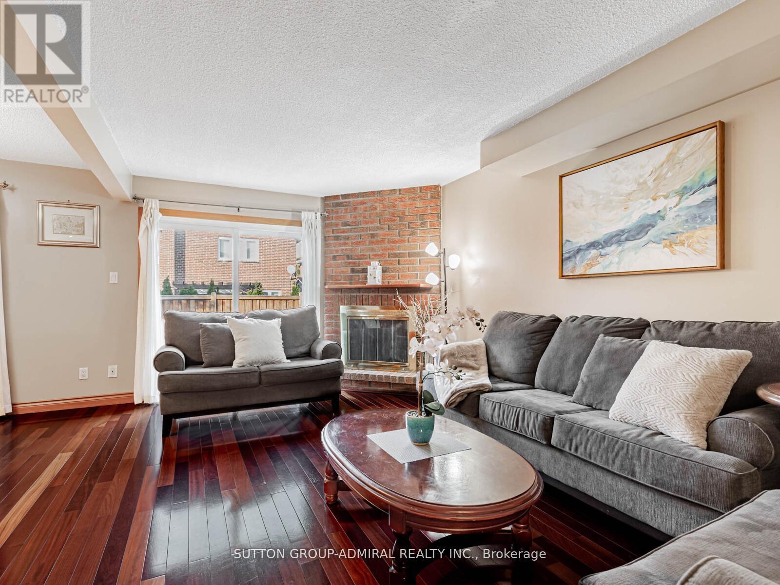 80 BOB O'LINK AVENUE - 16