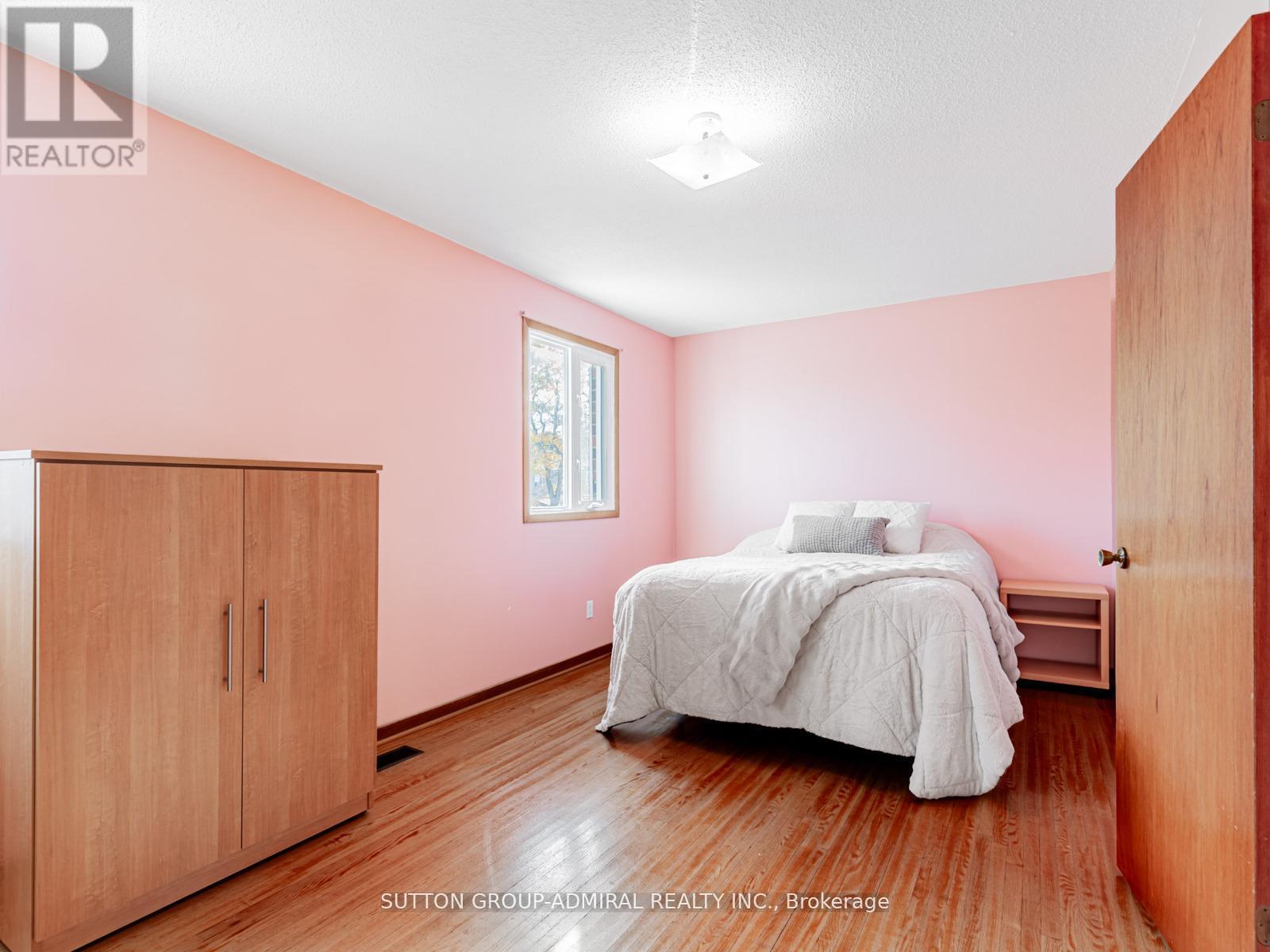 80 BOB O'LINK AVENUE - 18