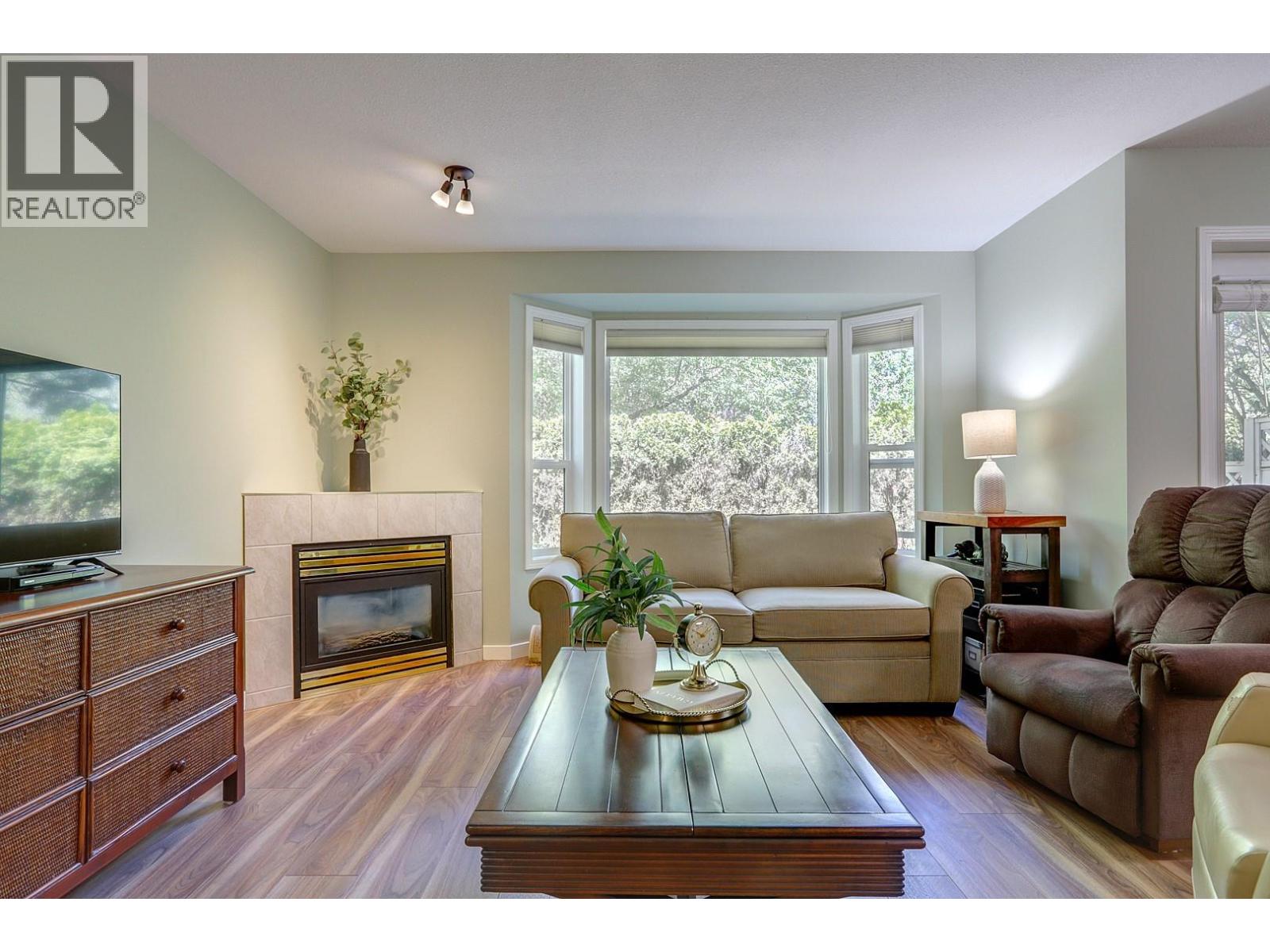 602 Browne Road Unit# 3, Vernon