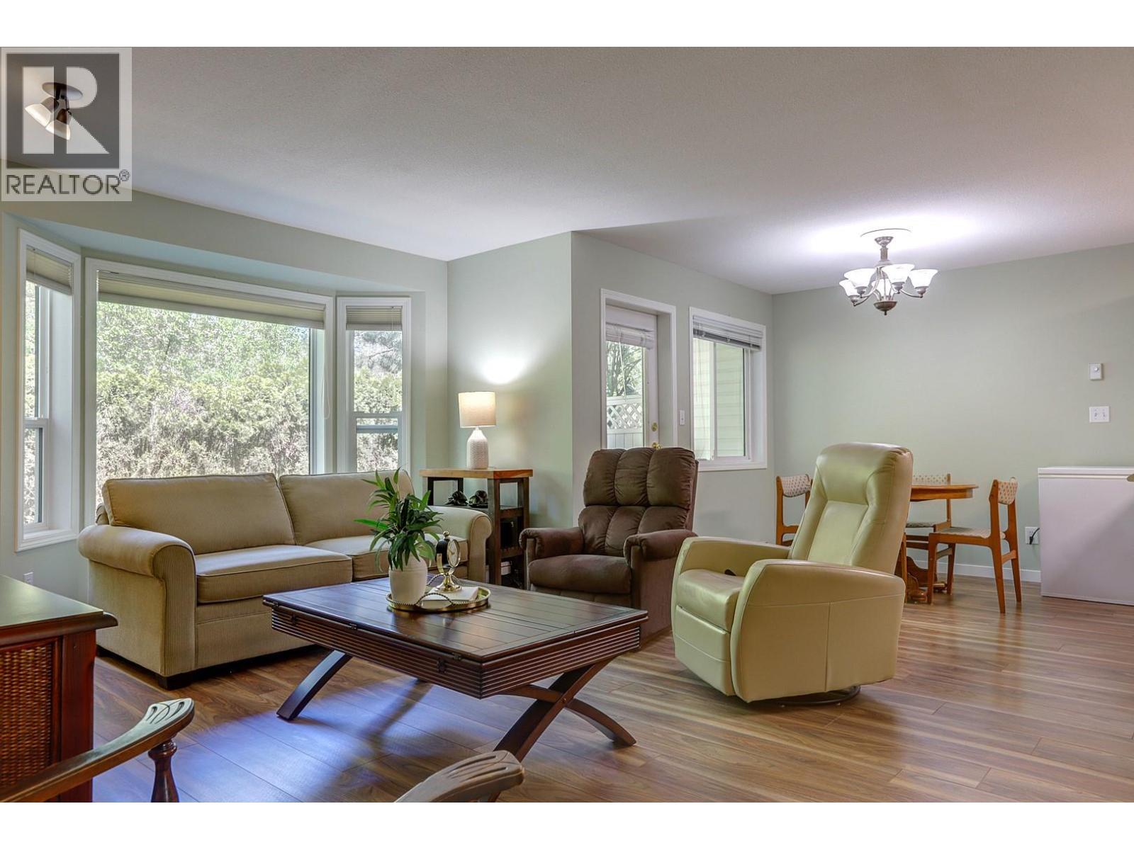 602 Browne Road Unit# 3, Vernon