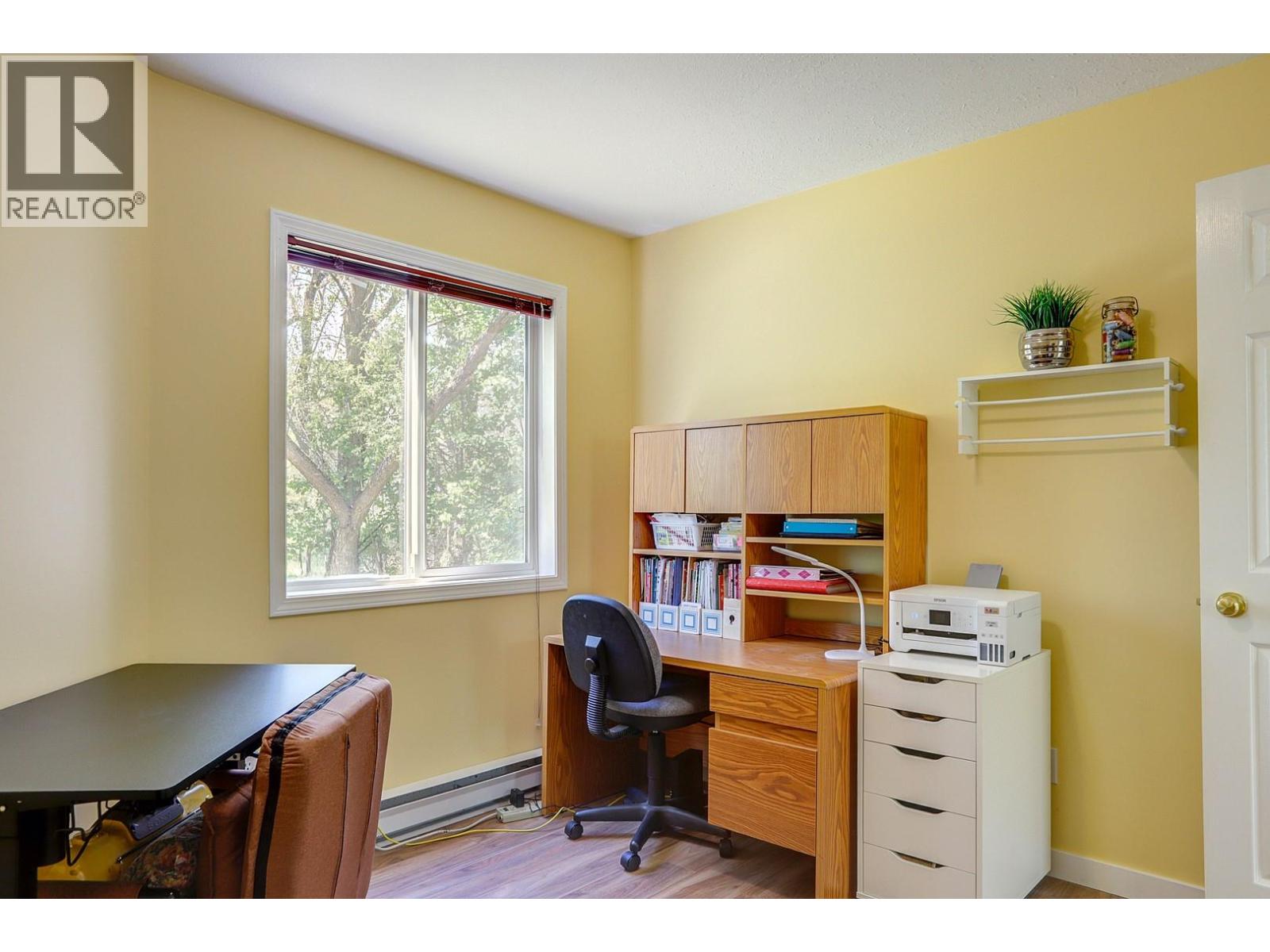 602 Browne Road Unit# 3, Vernon