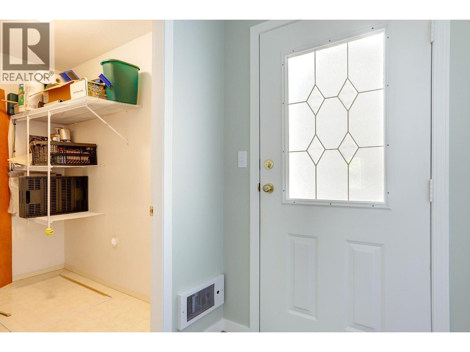 602 Browne Road Unit# 3, Vernon