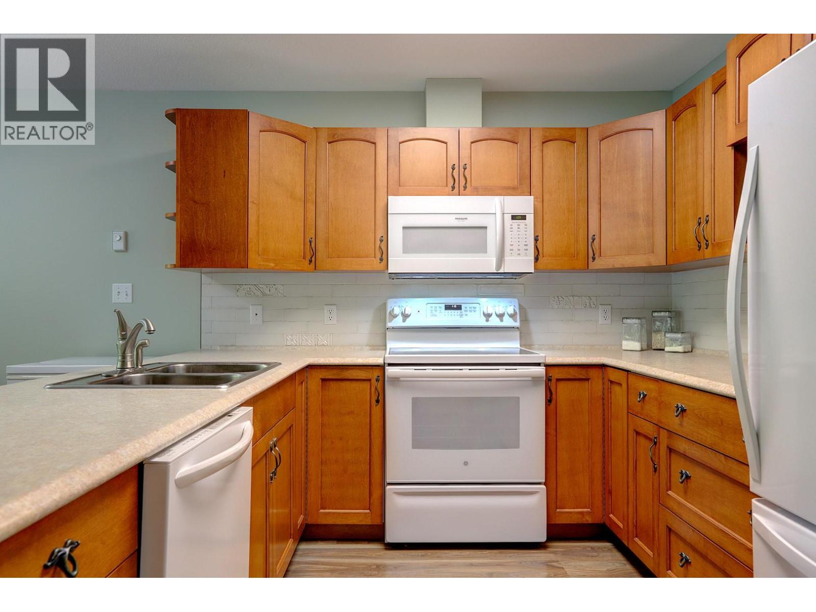 602 Browne Road Unit# 3, Vernon