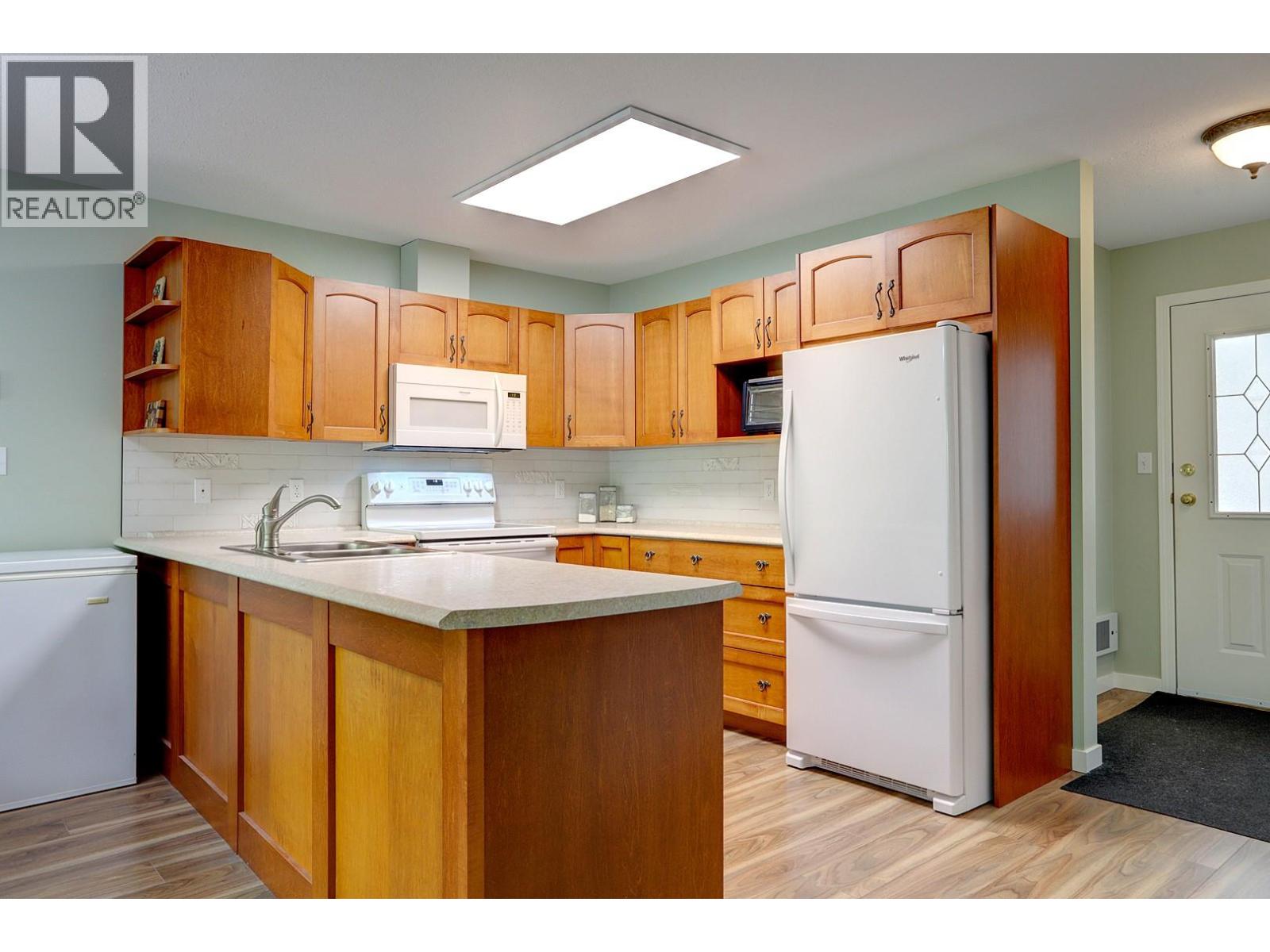 602 Browne Road Unit# 3, Vernon
