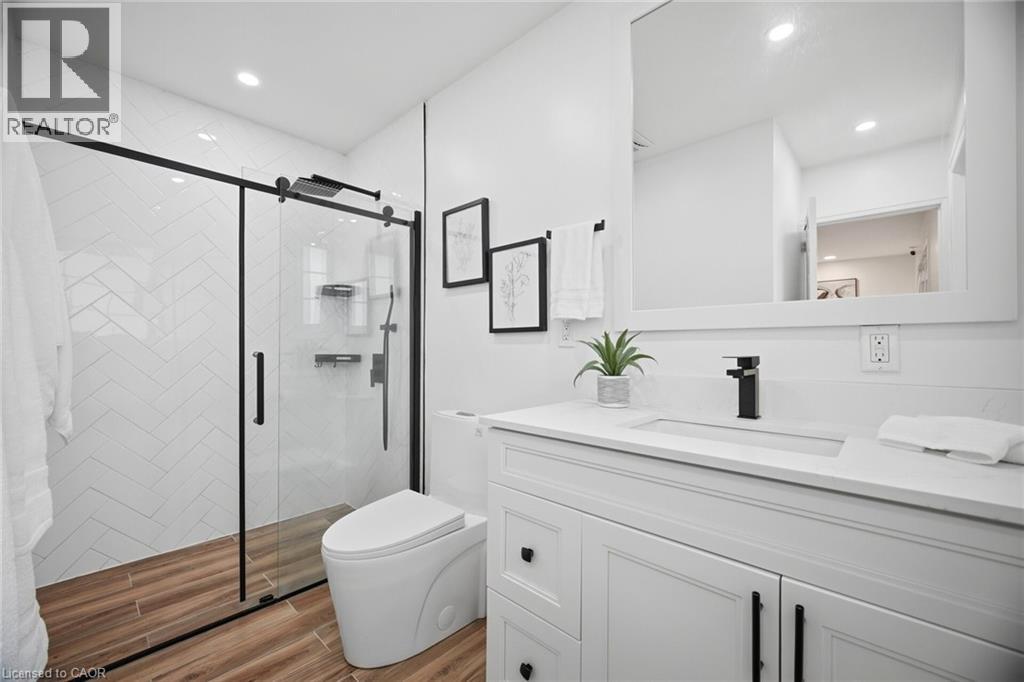 1376 ROYAL Drive - 25