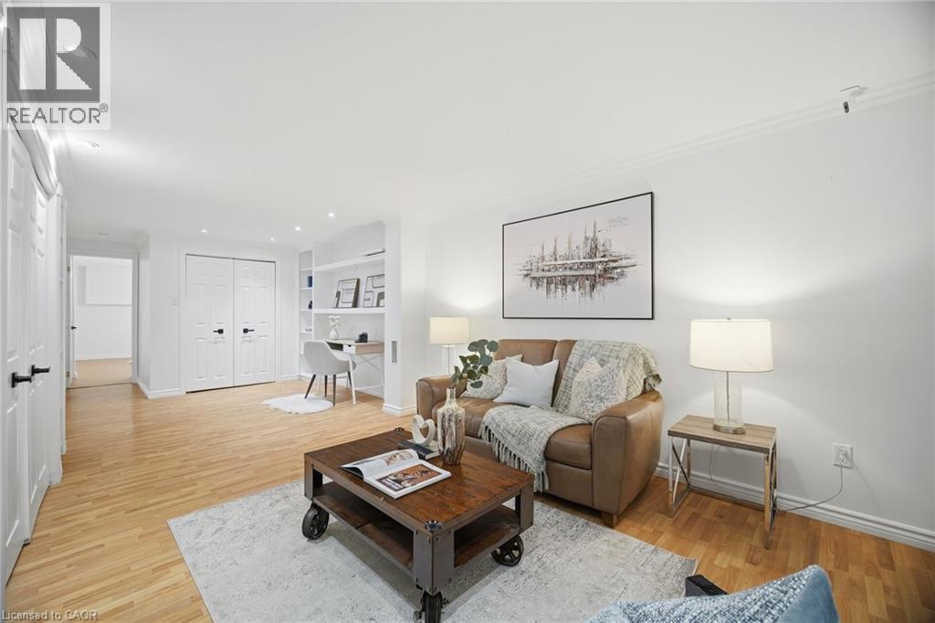 1376 ROYAL Drive - 36