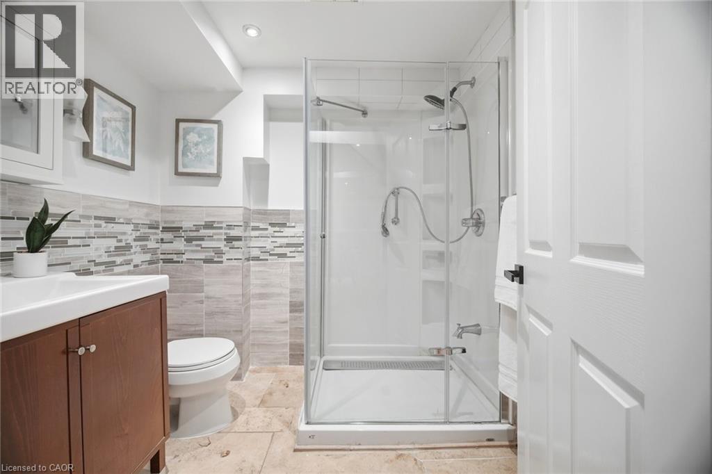 1376 ROYAL Drive - 40
