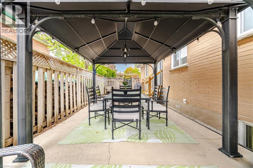 1376 ROYAL Drive - 44